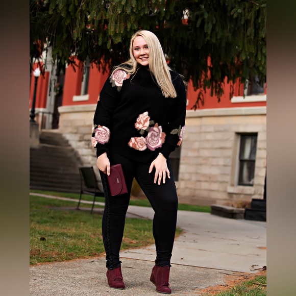 Charlie B Floral Textured Cowl Neck Sweater XS - Picture 2 of 7